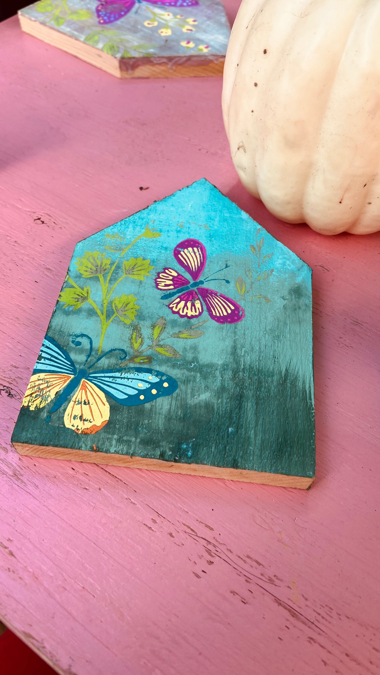 Decoupage Blending Thursday May 9th @6pm Mixed Media Workshop