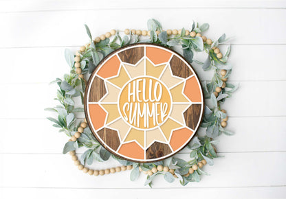 Hello Summer Quilt Round  - Round  Wood Door Sign | Hanger | ChicaTiza