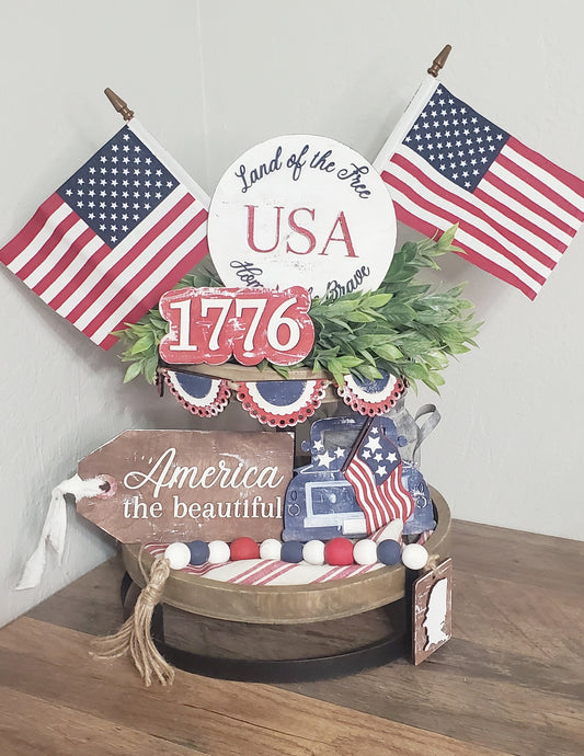 Patriotic Wood Tiered Tray kit  | Chica Tiza
