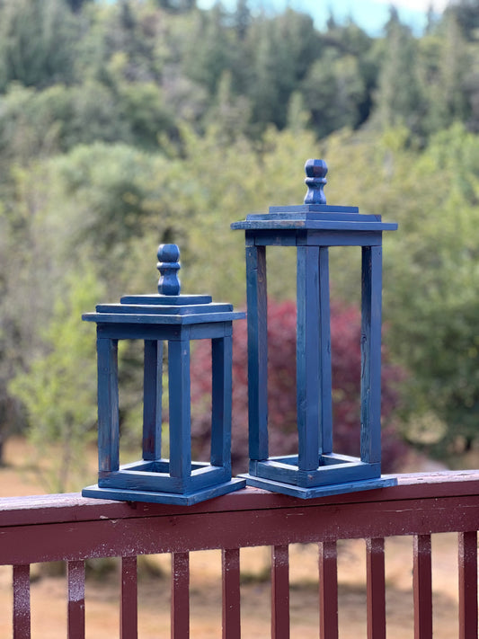 Set of two - Lanterns 20” and 30”